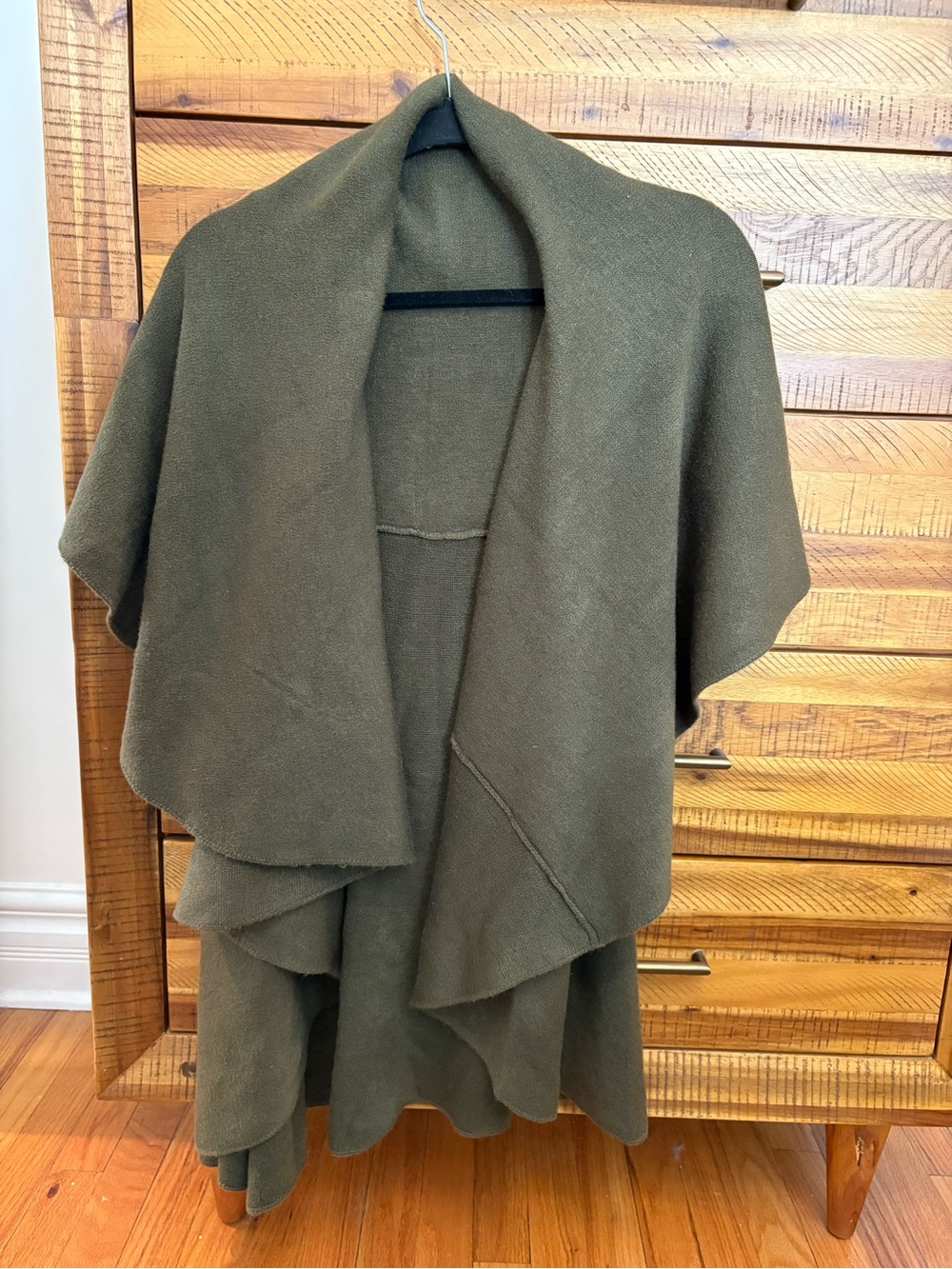 LOOK Olive Green Open-Front Knit vest
